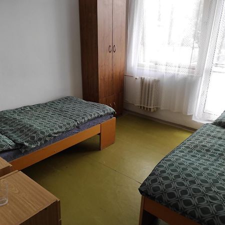 Ubytovna Karpatia Sastin-Straze Экстерьер фото